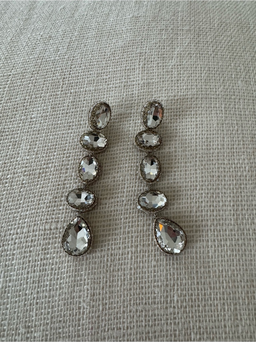 Deepa Gurnani Tyra drop earring